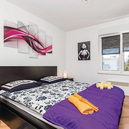 Gorgeous Apartment In Rijeka With Wifi Luaran gambar