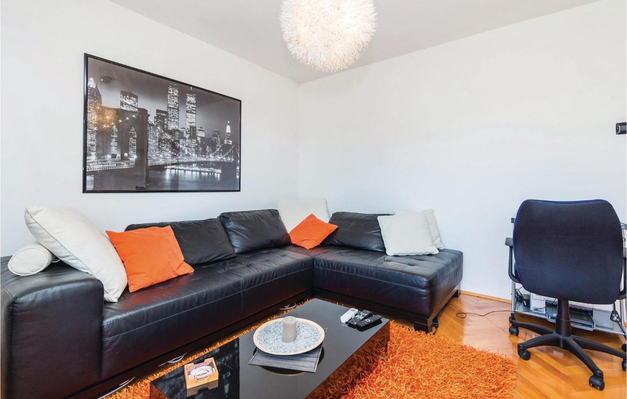 Gorgeous Apartment In Rijeka With Wifi Luaran gambar