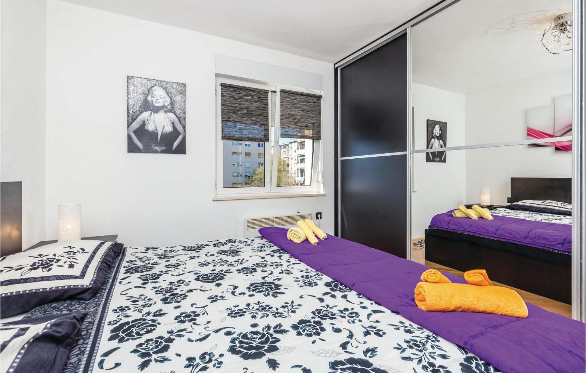 Gorgeous Apartment In Rijeka With Wifi Luaran gambar